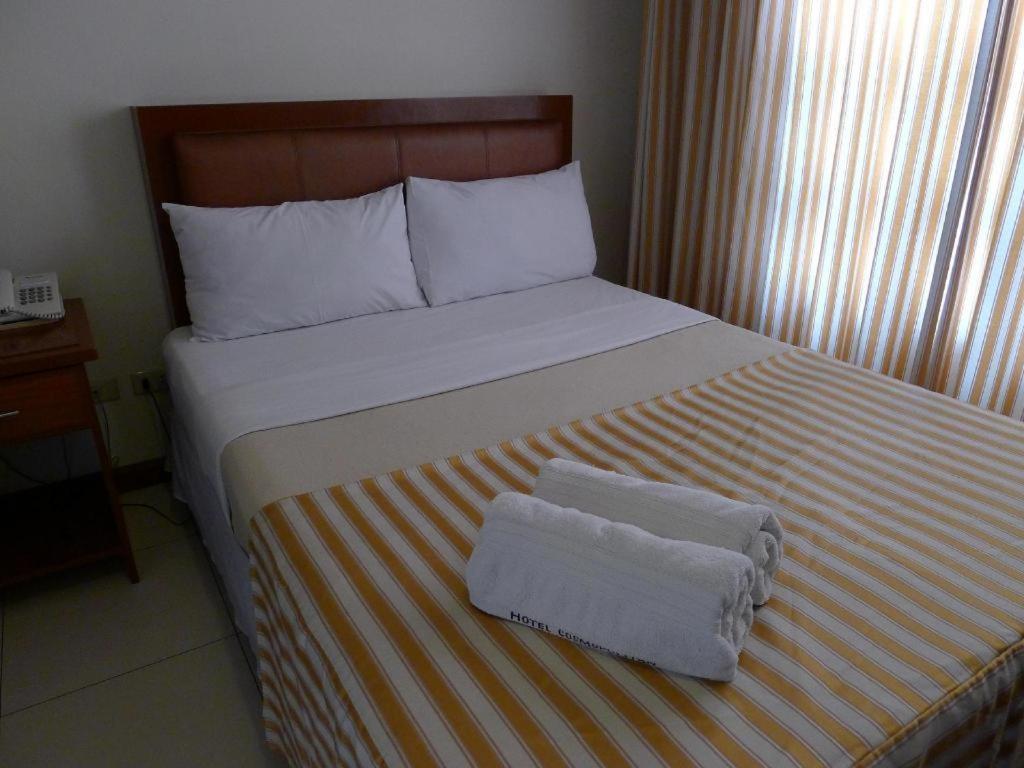 Hotel Cosmopolitan Baguio City Luaran gambar