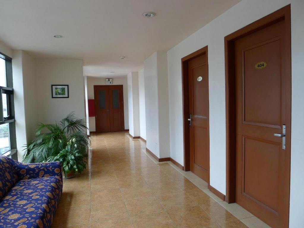 Hotel Cosmopolitan Baguio City Luaran gambar